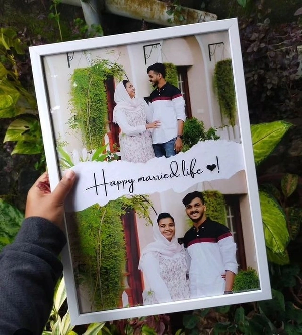 Couple Moments Photo Frame